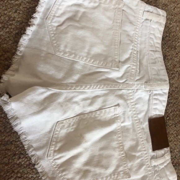 White billabong jean shorts - Picture 8 of 8